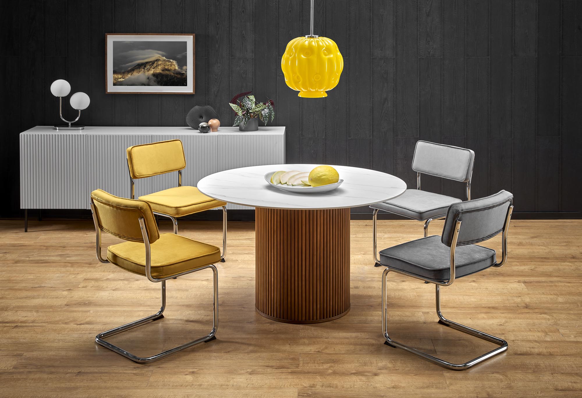 Konyhai és étkező asztalok