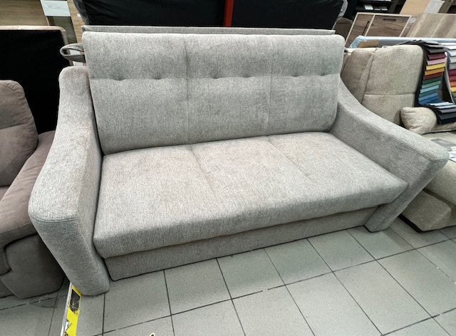 Ívelt karos Bianka kanapé Készletről vihető